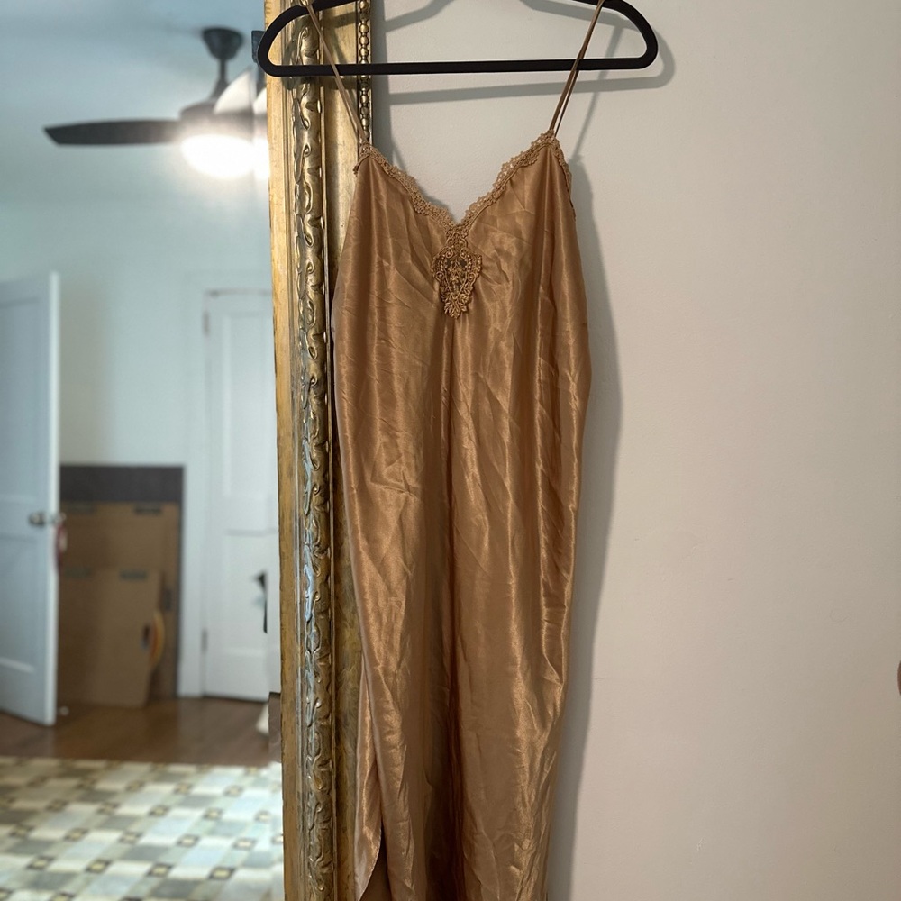 Elegant Tan Chemise with Lace Detail